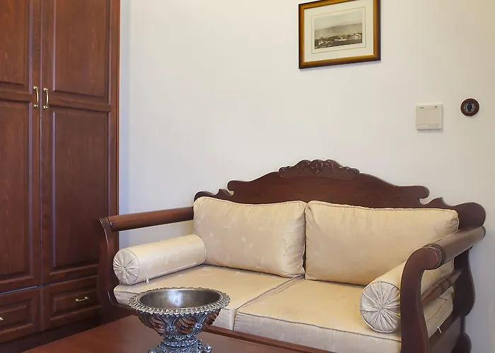 Vilelmine Szálloda Hriszí Aktí Haniá